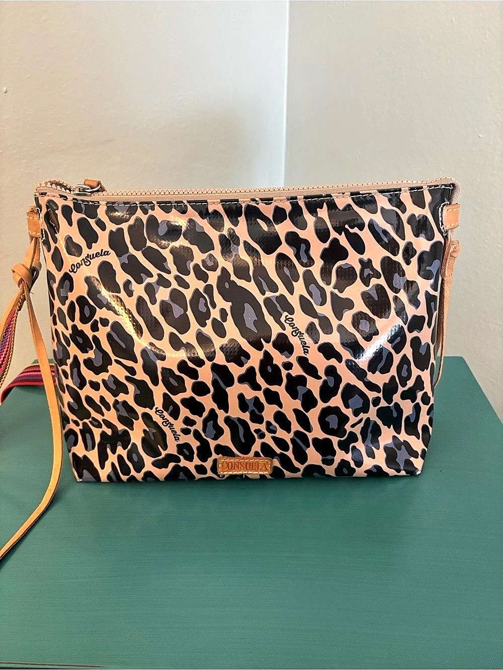 Comsuela Leopard Print Crossbody Bag